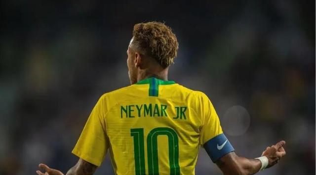 巴西国家队大名单出炉，内马尔落选，难道他被抛弃？(4)
