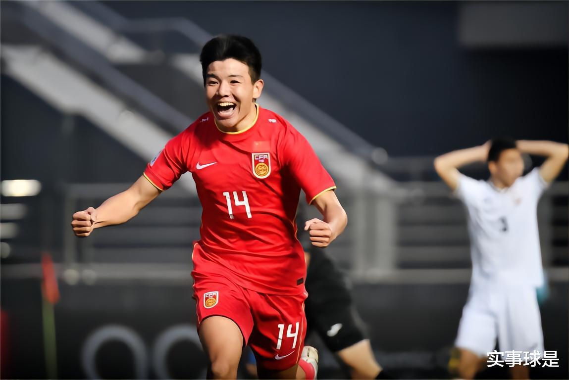 U20国足对韩国首发：2个位置调整，鲍盛鑫、木塔力甫代替停赛球员(7)