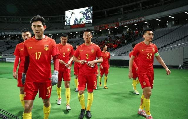 下午14点中国男足对战新西兰，央视公布转播计划，球迷拍手称快(2)