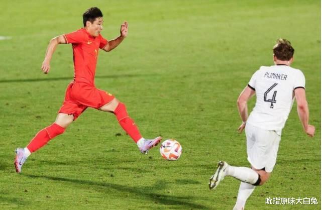 韩媒嘲讽，国内不直播，国足进世界杯难，陶强龙为啥一年不如一年(3)