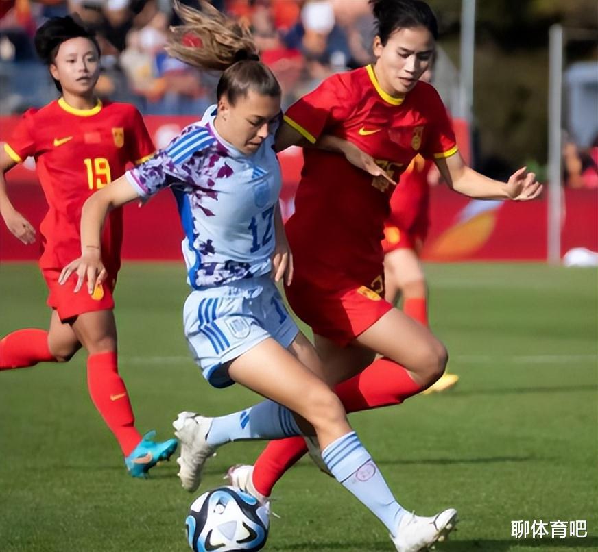 三消息：中国女足抗欧洲球队4场不胜，图赫尔遭遇三记闷棍濒临出局，国米结束6场不胜