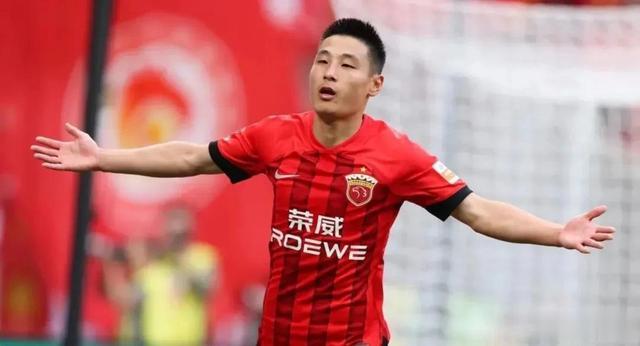 别只知道开罚单，中国足协可以从武磊开始打造中超的超级明星(3)