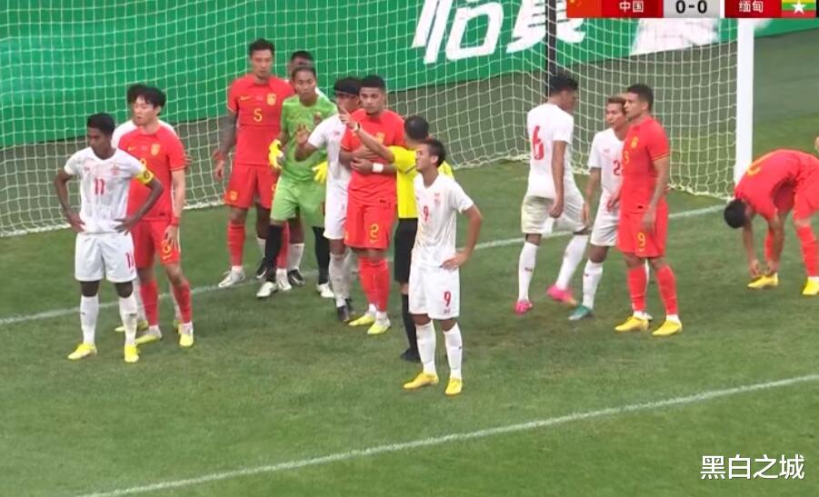 自取其辱！记者询问中国男足谁能去德国踢球，遭外教当场打脸！(2)