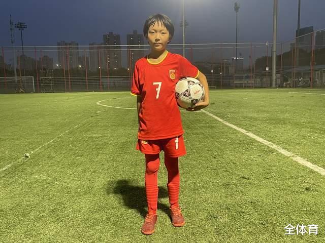 武汉市足协U9女足队员李悦源：因为不放弃，迎来了新的机遇