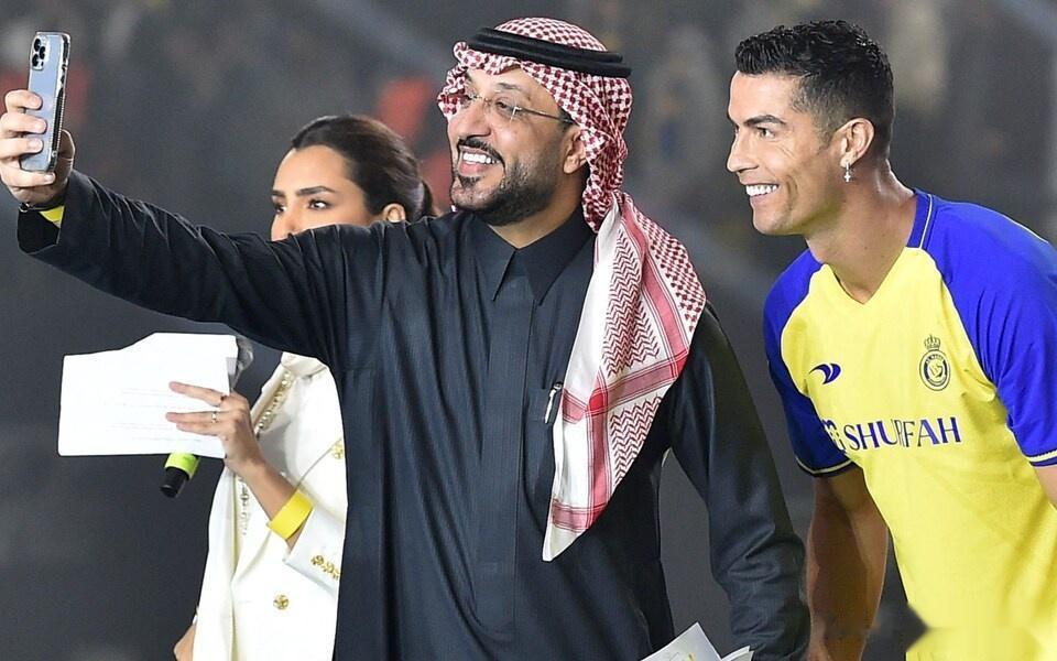 沙特联赛相信自己不会成为又一个中超，因为有一点明显的区别：资金来源

当一个联盟(4)
