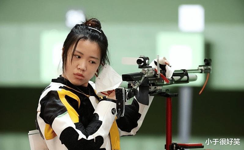 跌落神坛！杨倩再次落选大赛，成名后争议不断，已被16岁小将取代