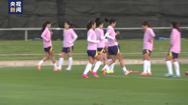 女足世界杯开幕在即 中国女足结束赛前训练将赶赴首场比赛(4)