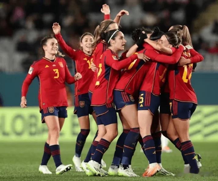 今日女足世界杯1/8决赛预测

1. 13:00
 瑞士1-2西班牙
瑞士女足以(3)