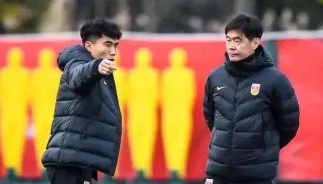 中国足球：冬天的寒风中蕴藏的燃烧希望与挑战(5)