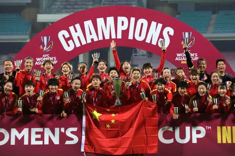 中国男足应该向中国女足学习什么？(2)