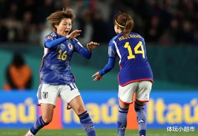 ​日本女足出局，黄健翔给出至高赞誉，3个细节，看出中日女足差距
