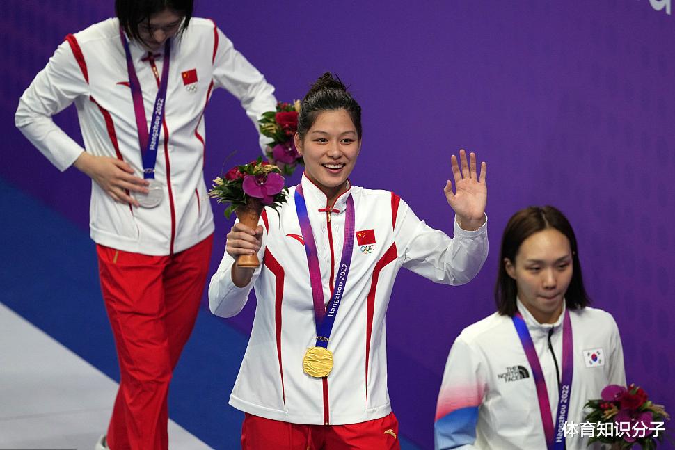 18岁天才少女出炉！击败奥运冠军并破纪录，新叶诗文巴黎夺冠？(3)