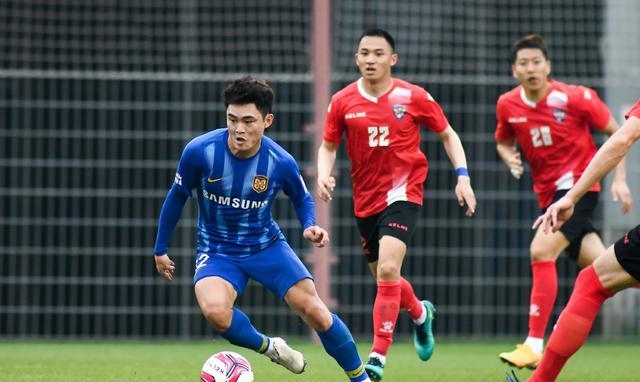 中国足球新时代：中国足协宣布外援新政策，同时可上5名外援(4)