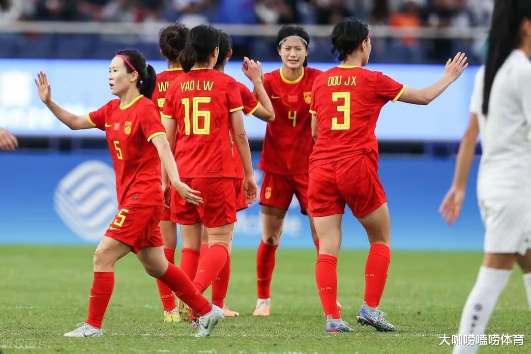 决战！今晚7点奥预赛生死战：中国女足VS朝鲜3大看点，附比分预测(7)