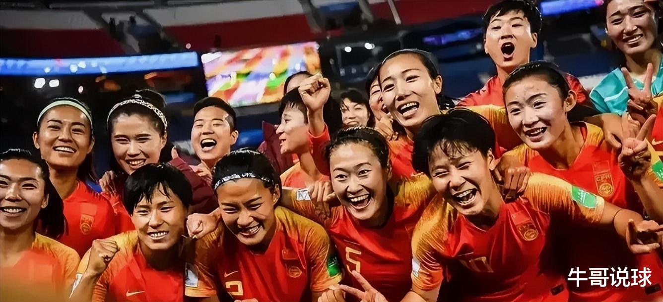 黄健翔：说实话，目前最适合中国女足的主教练，仅此3人！(3)