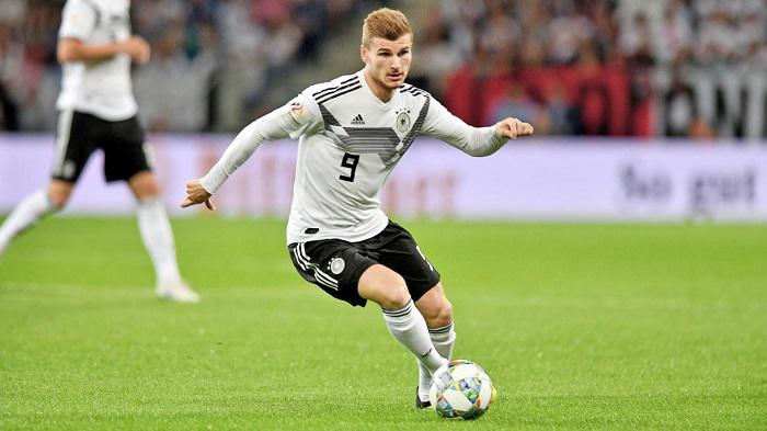 从世界杯冠军，到两次折戟小组赛，德国足球为什么衰败了？(4)