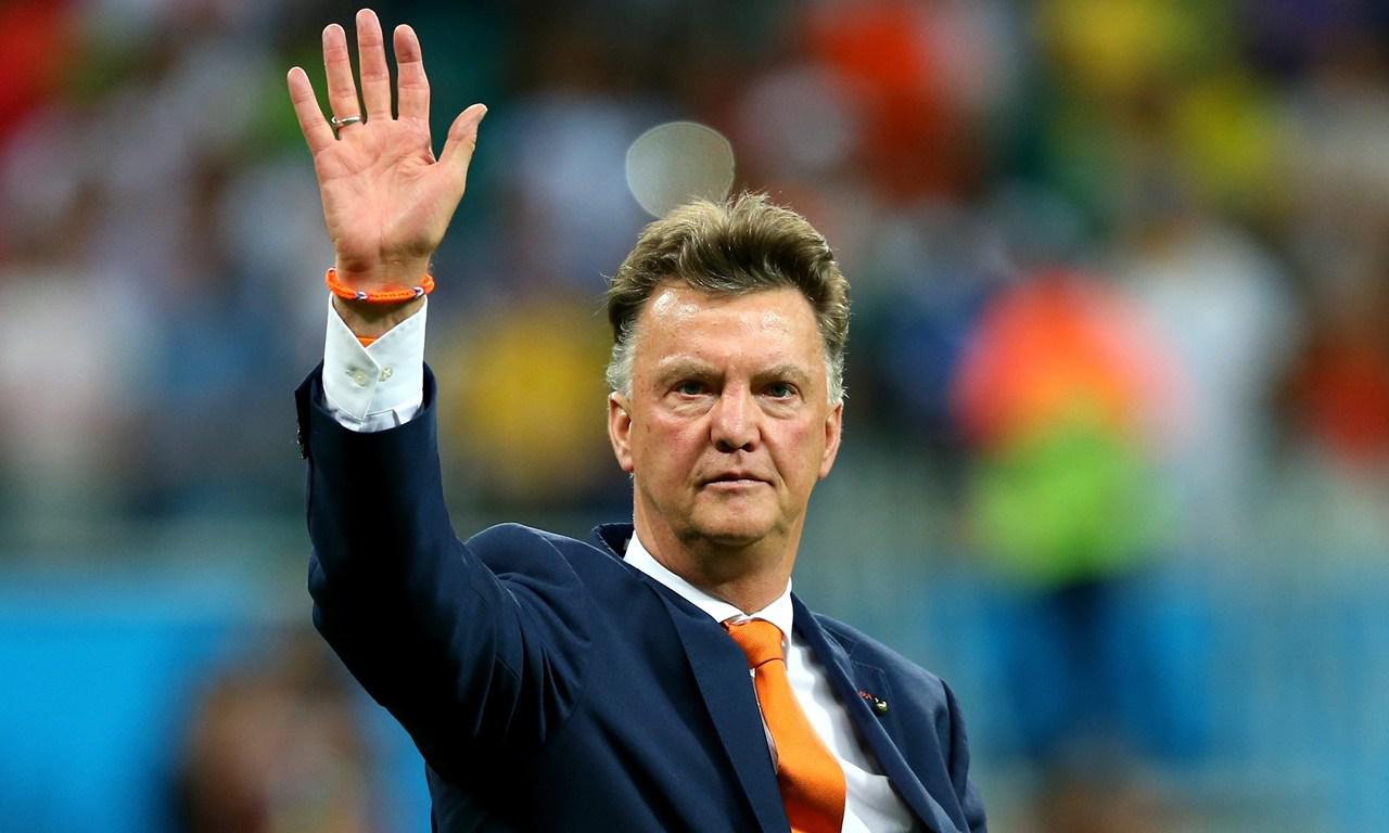 范加尔：荷兰足球第一主帅，现在执教哪支球队？(3)