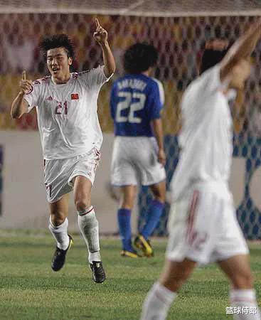 2000年亚洲杯4强的国足“三李”李霄鹏、李玮锋和李明近况如何？(3)