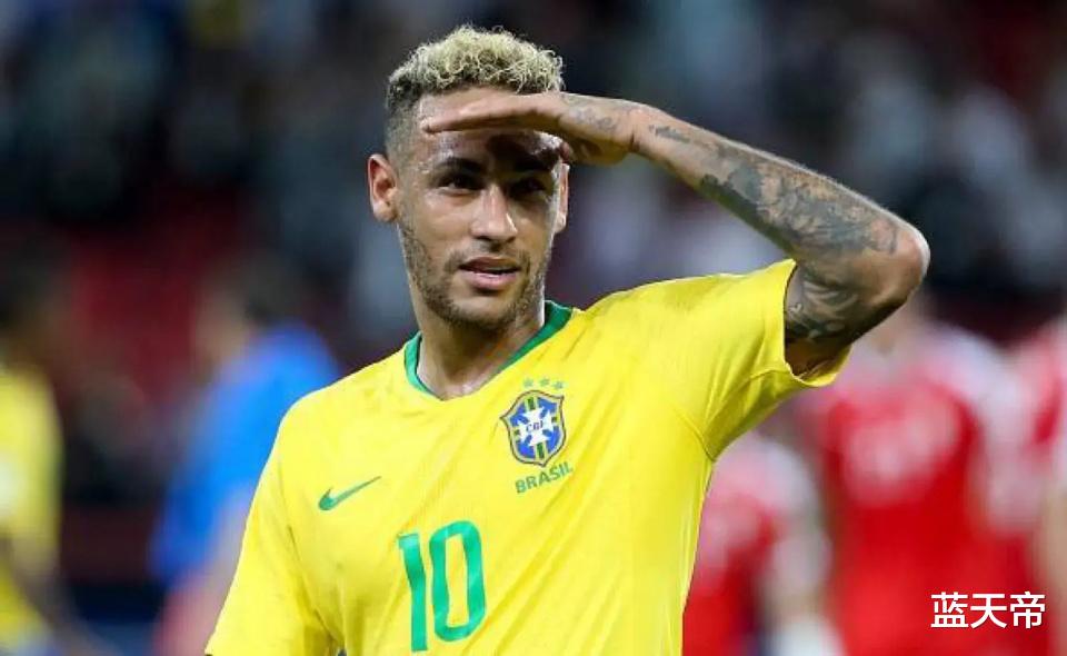 看了内马尔身型，才发现他终不及罗纳尔多，却又是巴西仅存的球星(5)