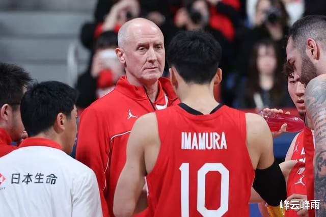 日本男篮主帅亚洲杯预选赛上大胆启用新人，巴黎奥运会喊出进前八