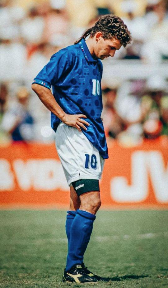 盘点90年代世界足坛的十大王牌前锋，外星人罗纳尔多独一档(22)