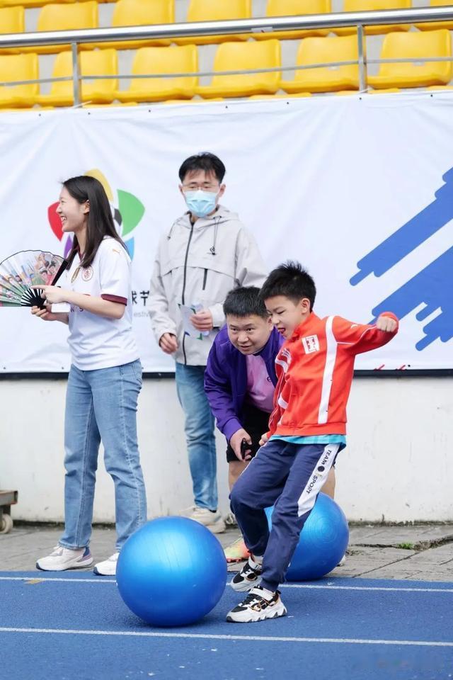 十年筑梦再出发，2024上海市民足球节开幕(5)