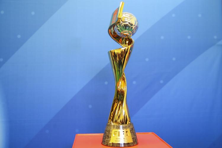 比德荷三国联合、巴西争夺2027女足世界杯主办权，将投票决定(1)